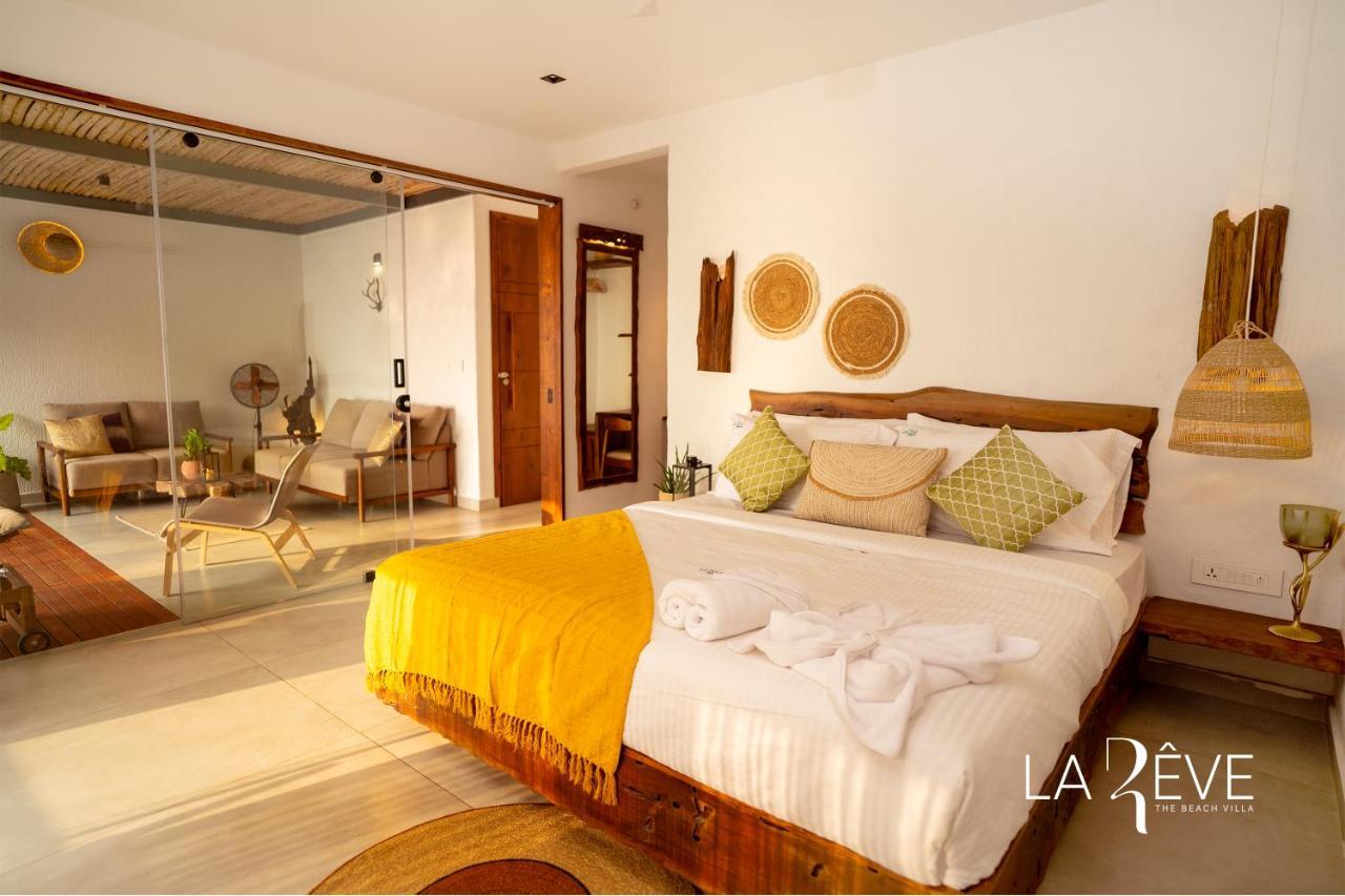 La Reve The Beach Villa Malappuram Bagian luar foto