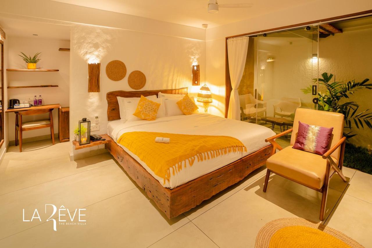 La Reve The Beach Villa Malappuram Bagian luar foto