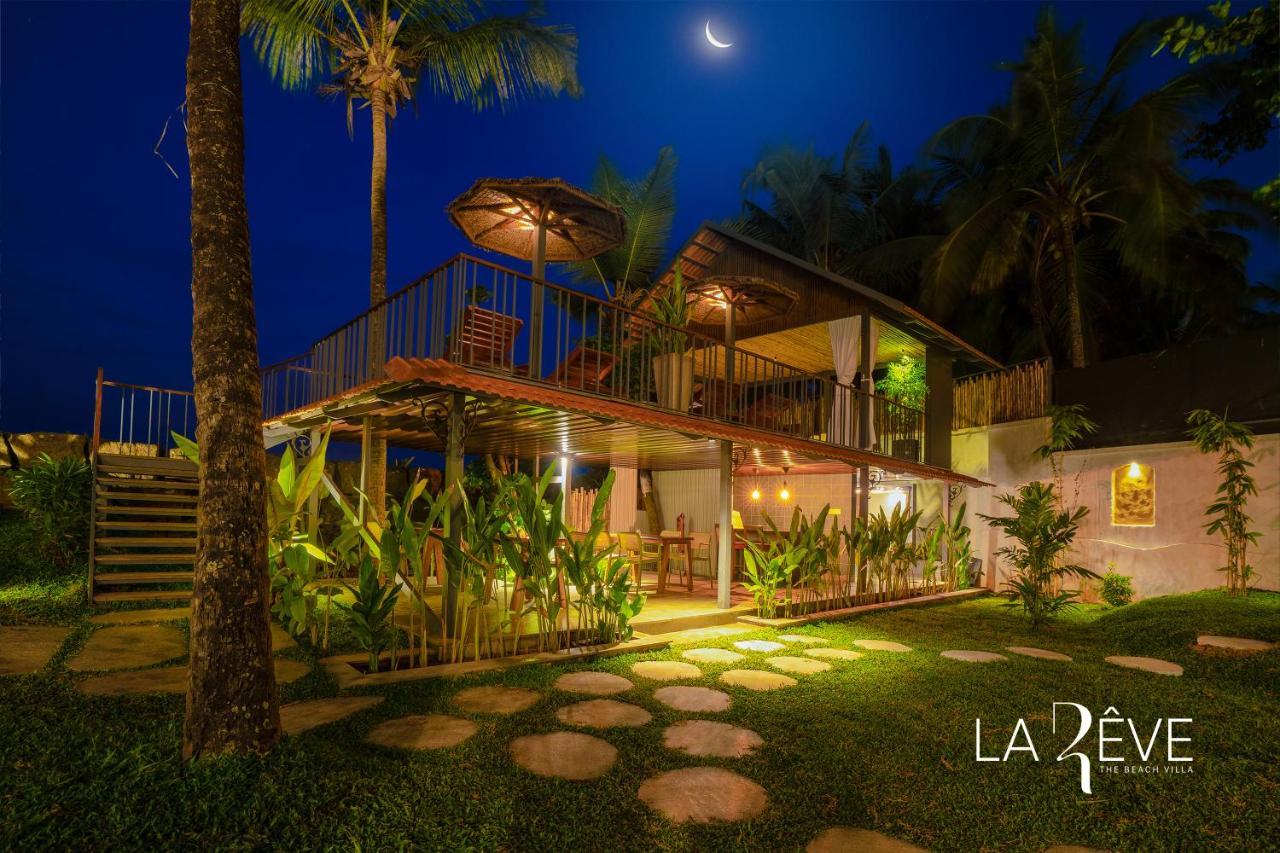 La Reve The Beach Villa Malappuram Bagian luar foto